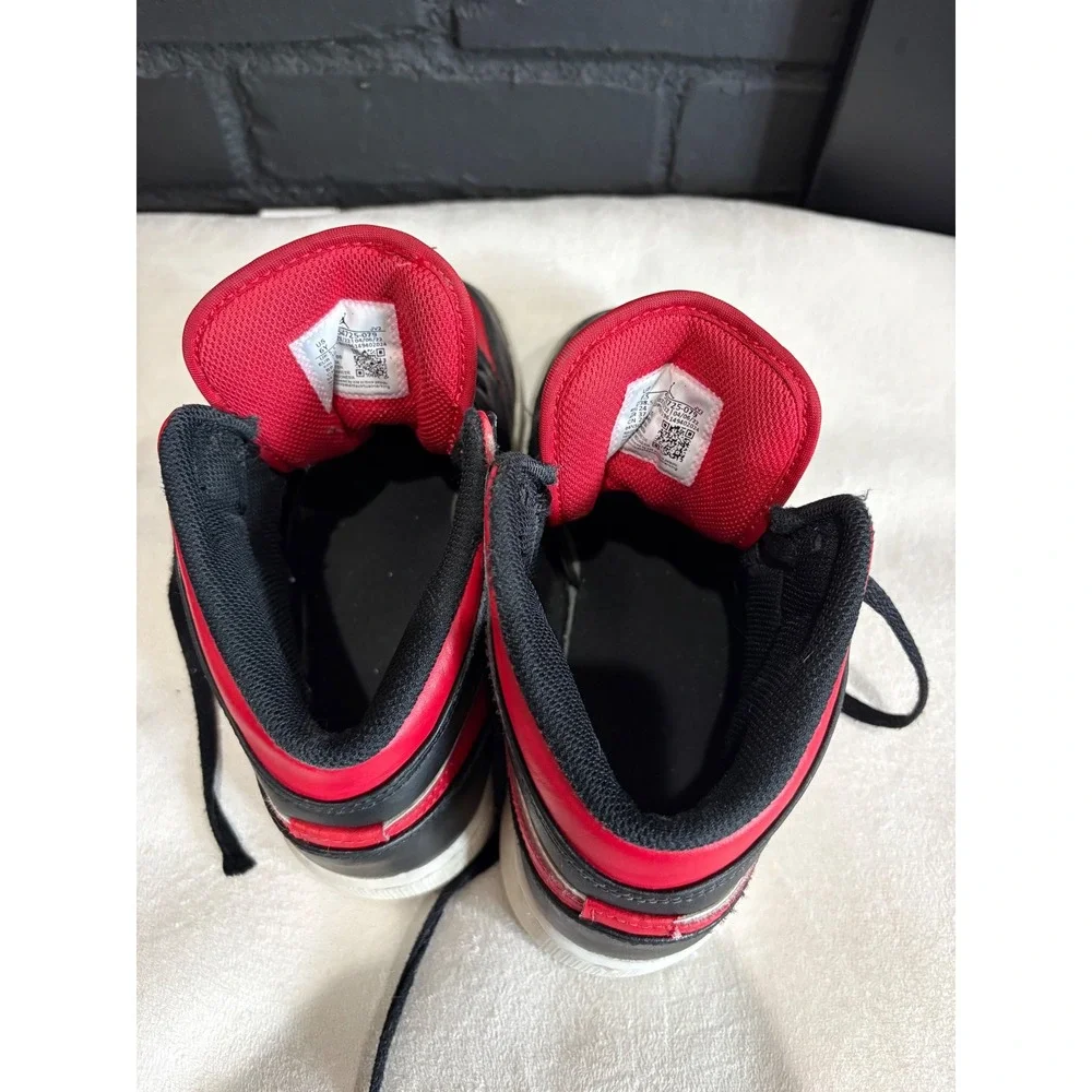Jordan 1 Mid Bred Toe Kids Basketball Shoes Black Red White 554725-079 Size 6Y